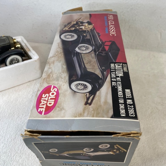Solid State Radio 1931 Rolls Royce Bentley Classic Model Car  AM Radio Works - Picture 10 of 11